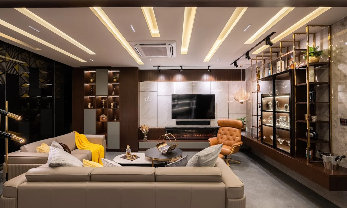 Luxury Interior Features